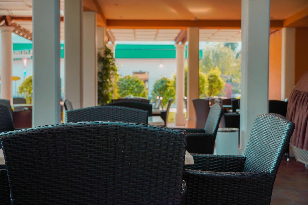 Guest House Tri Zvezde Kocevje Luaran gambar